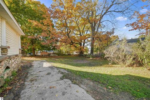 Tiny photo for 226 S Gladwin Street, Lake City, MI 49651 (MLS # 1940174)
