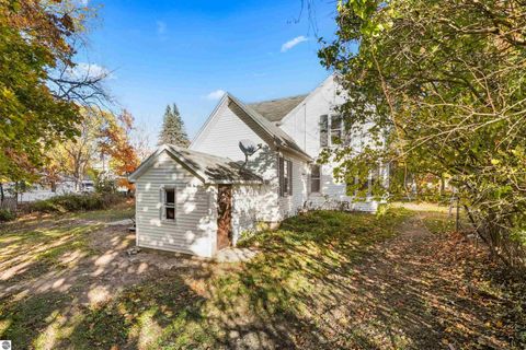 Tiny photo for 226 S Gladwin Street, Lake City, MI 49651 (MLS # 1940174)