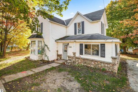 Tiny photo for 226 S Gladwin Street, Lake City, MI 49651 (MLS # 1940174)