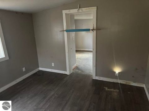 Tiny photo for 2827 N Luce Road, Alma, MI 48801 (MLS # 1941071)