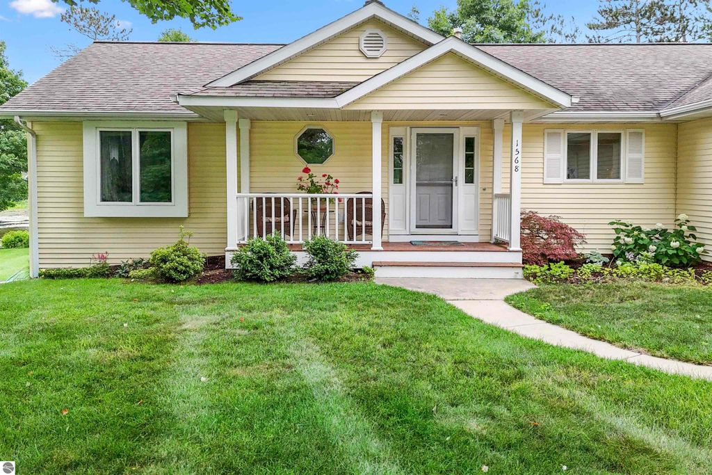 Photo of 1568 Nightingale Lane, Kingsley, MI 49649 (MLS # 1939160)