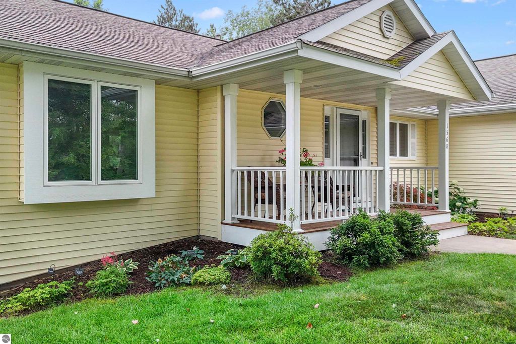 Photo of 1568 Nightingale Lane, Kingsley, MI 49649 (MLS # 1939160)