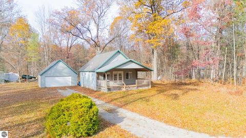 Tiny photo for 3610 Tower Hill Road, Houghton Lake, MI 48629 (MLS # 1940409)