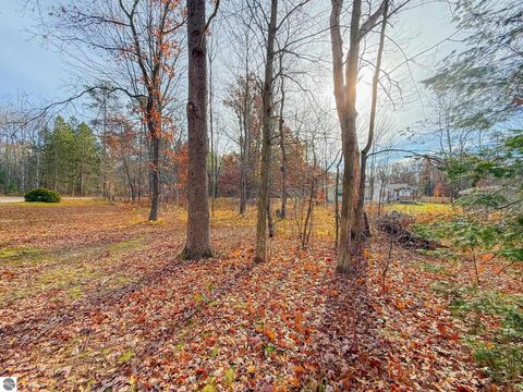 Tiny photo for 3610 Tower Hill Road, Houghton Lake, MI 48629 (MLS # 1940409)