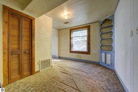 Tiny photo for 617 Second Street, Traverse City, MI 49684 (MLS # 1939906)