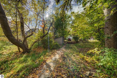 Tiny photo for 617 Second Street, Traverse City, MI 49684 (MLS # 1939906)