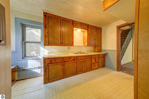 Tiny photo for 617 Second Street, Traverse City, MI 49684 (MLS # 1939906)