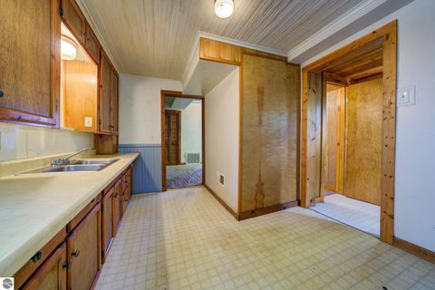 Tiny photo for 617 Second Street, Traverse City, MI 49684 (MLS # 1939906)