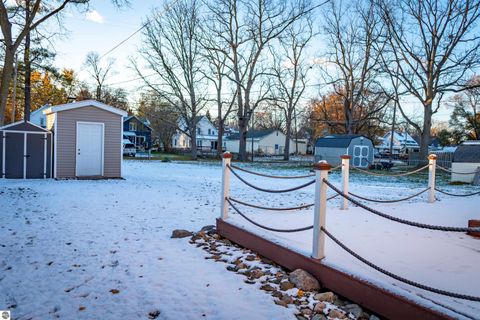 Tiny photo for 224 Rockingham Avenue, Alma, MI 48801 (MLS # 1940454)