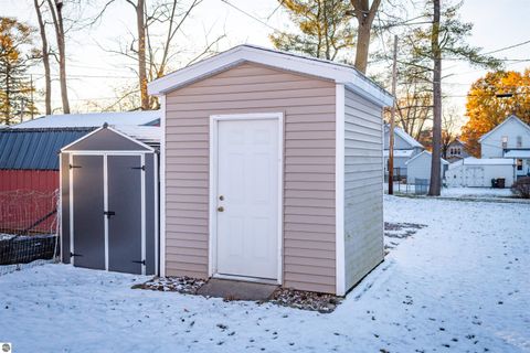 Tiny photo for 224 Rockingham Avenue, Alma, MI 48801 (MLS # 1940454)