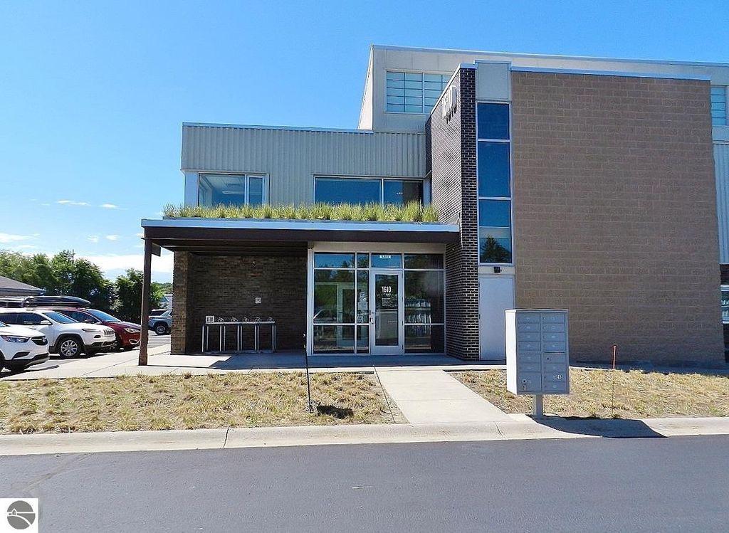 Photo of 1610 Barlow Street #Upper Floor Offices, Traverse City, MI 49686 (MLS # 1932220)