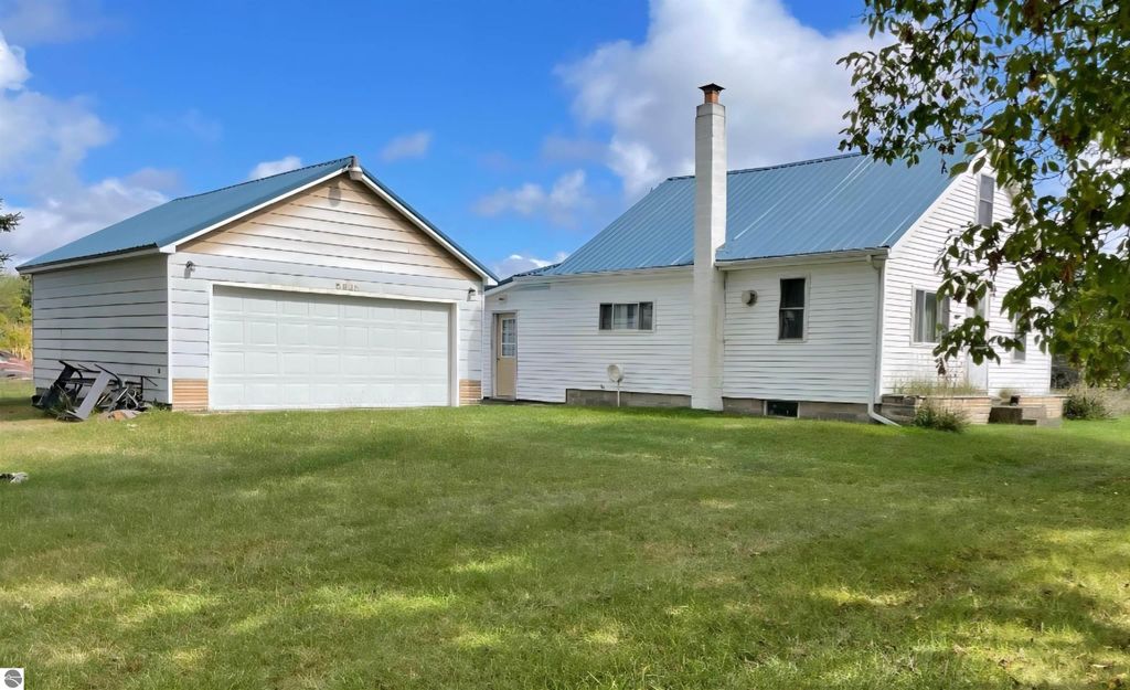 Photo of 5825 E Dyer Road, Prescott, MI 48766 (MLS # 1939054)