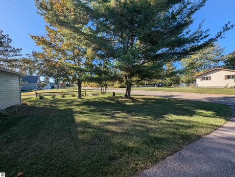 Tiny photo for 806 S Augres River Drive, Au Gres, MI 48703 (MLS # 1939679)