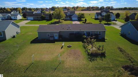 Tiny photo for 2838 Joseph Drive, Mt Pleasant, MI 48858 (MLS # 1939512)