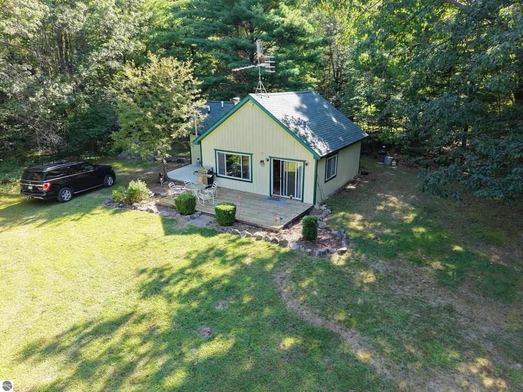 Photo of 1456 E Finerty Road, West Branch, MI 48661 (MLS # 1938479)