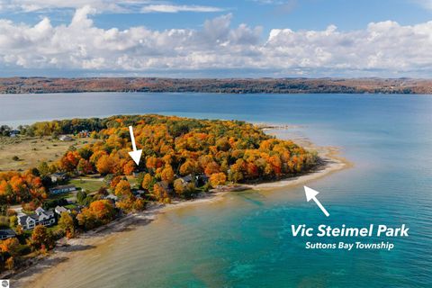 Tiny photo for 431 N Nanagosa Trail, Suttons Bay, MI 49682 (MLS # 1939856)