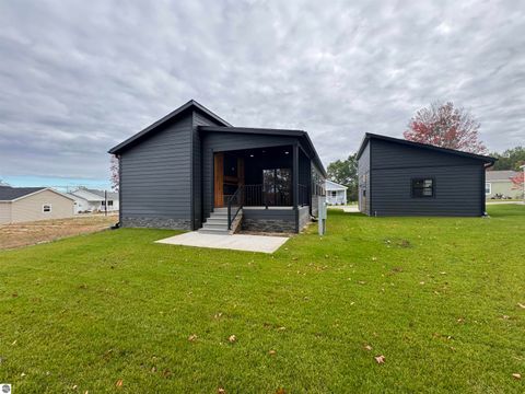 Tiny photo for 2079 Vista View Drive, Traverse City, MI 49686 (MLS # 1940498)