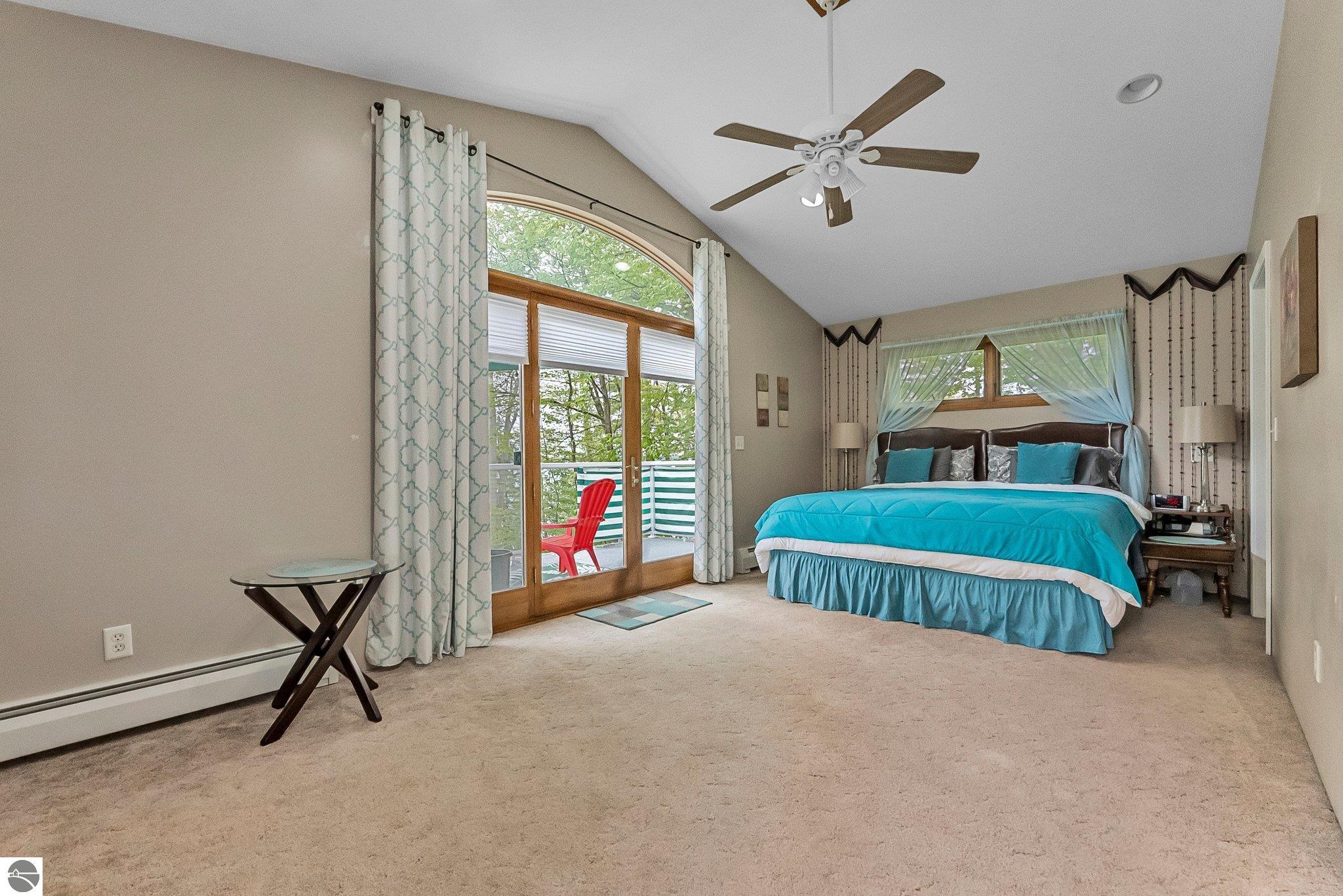 Traverse City, Michigan 49686, United States, 3 Bedrooms Bedrooms, ,2 BathroomsBathrooms,Residential,Pending,140406