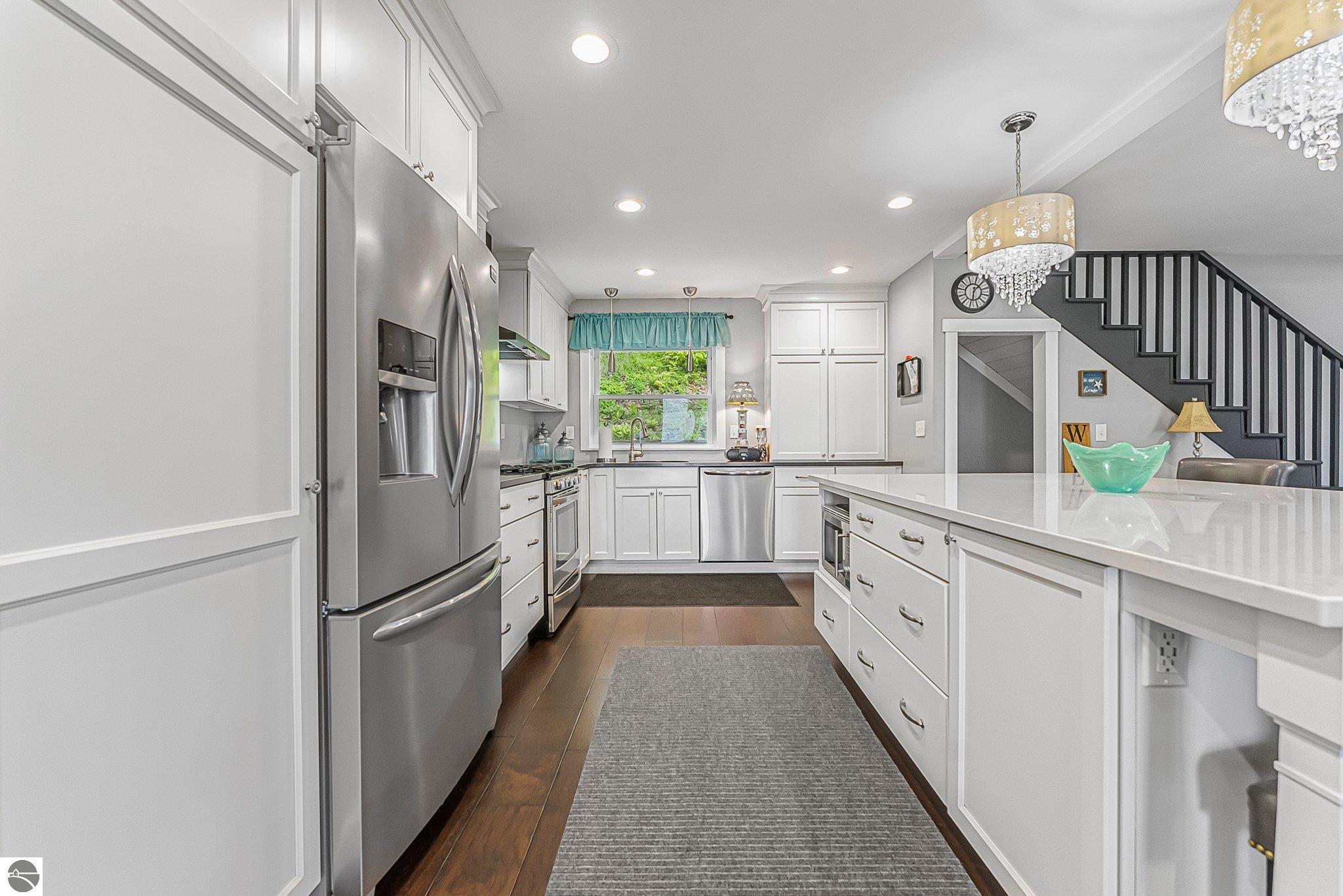 Traverse City, Michigan 49686, United States, 3 Bedrooms Bedrooms, ,2 BathroomsBathrooms,Residential,Pending,140406