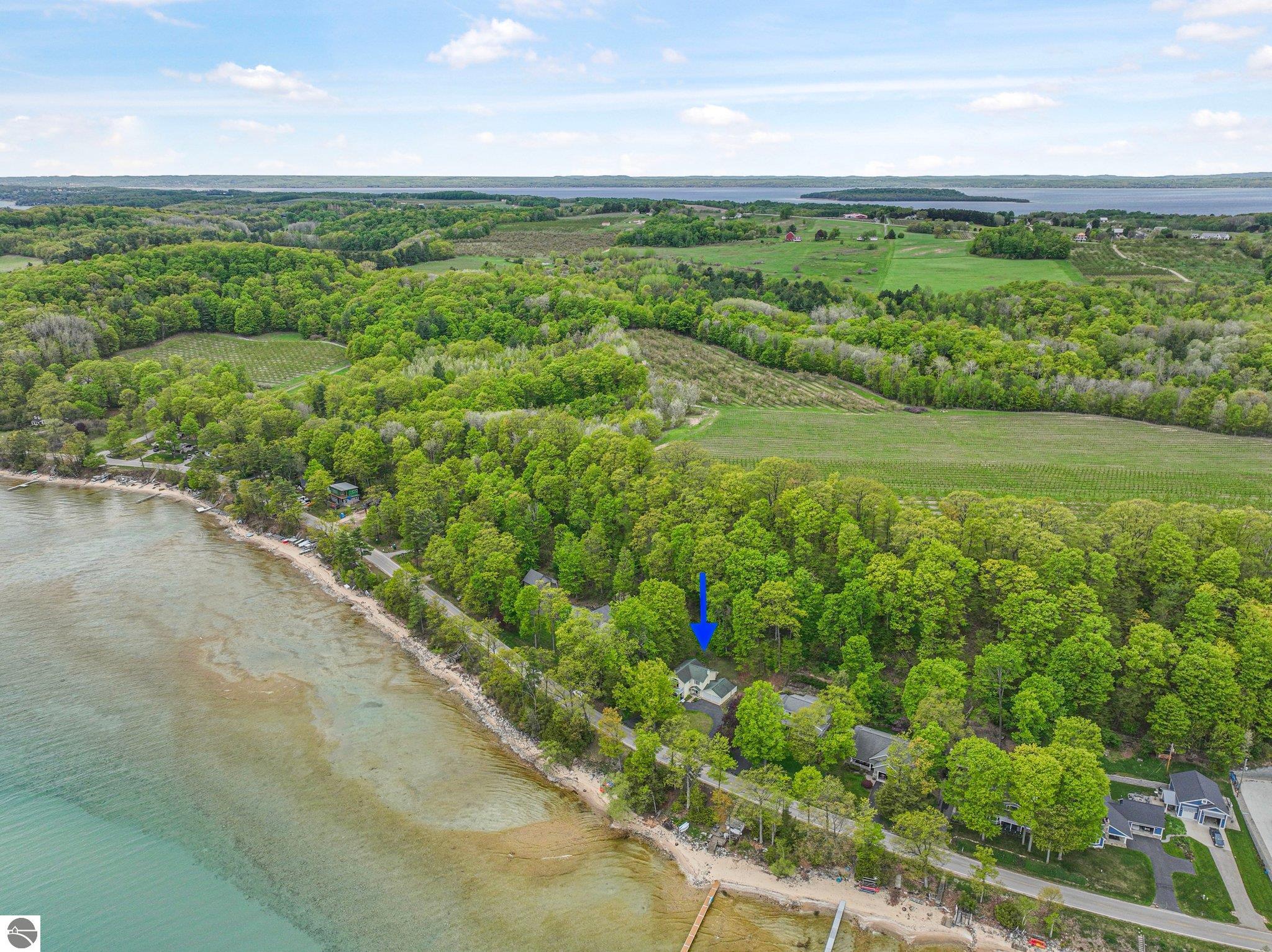 Traverse City, Michigan 49686, United States, 3 Bedrooms Bedrooms, ,2 BathroomsBathrooms,Residential,Pending,140406