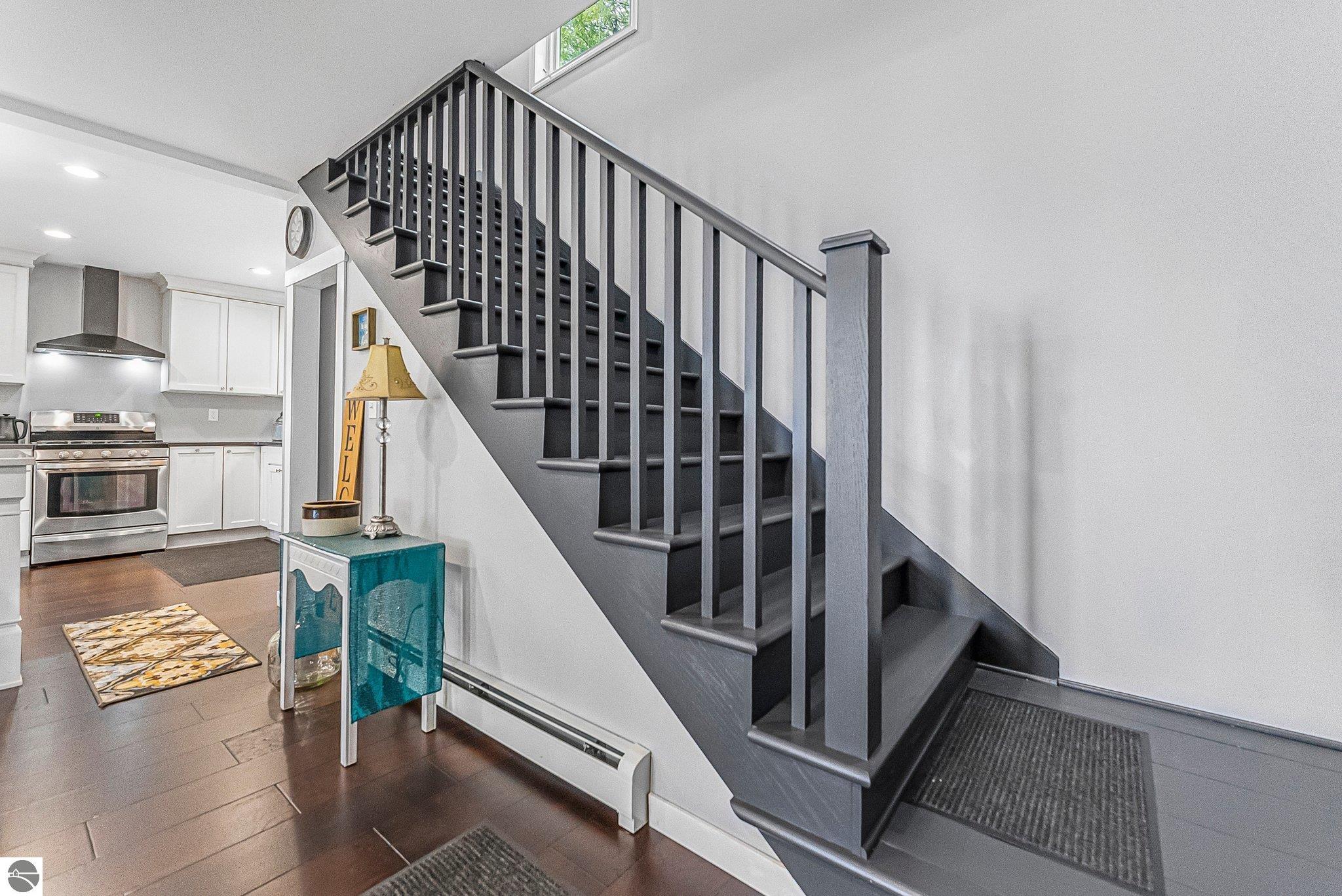 Traverse City, Michigan 49686, United States, 3 Bedrooms Bedrooms, ,2 BathroomsBathrooms,Residential,Pending,140406