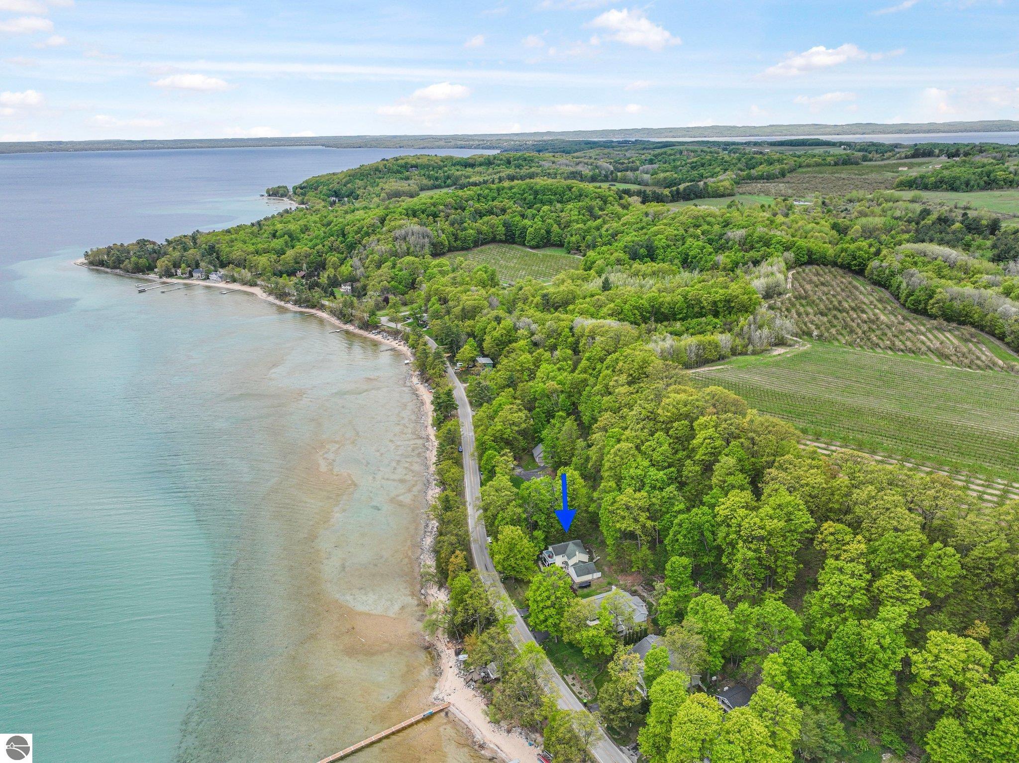 Traverse City, Michigan 49686, United States, 3 Bedrooms Bedrooms, ,2 BathroomsBathrooms,Residential,Pending,140406