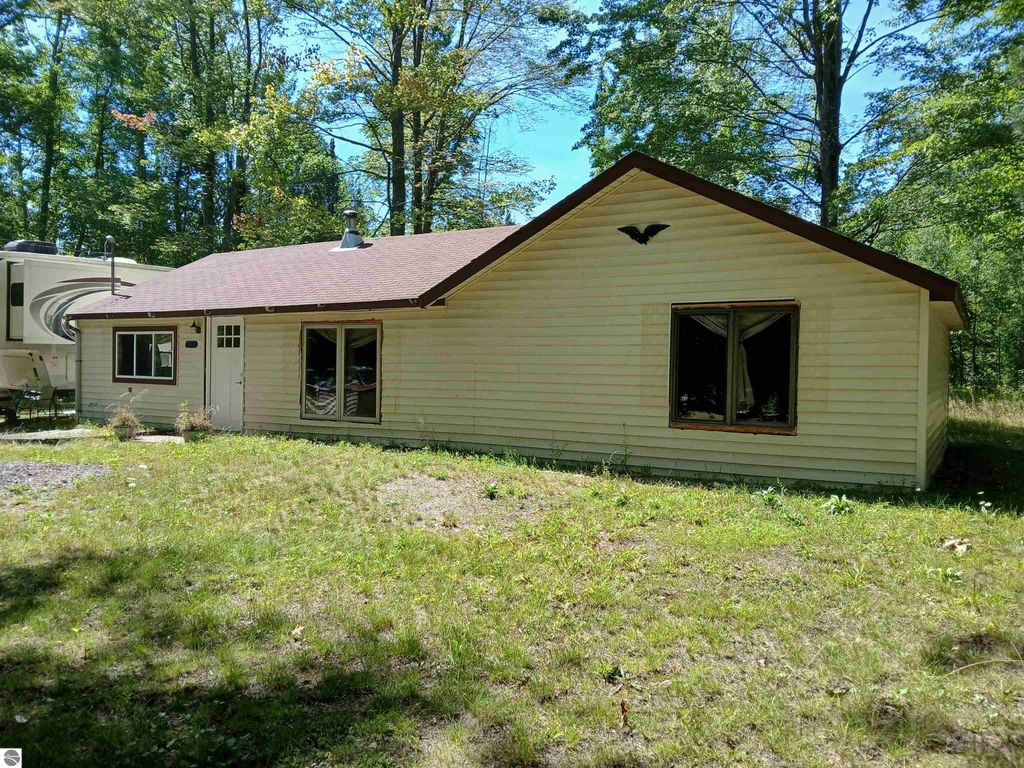 Photo of 8301 Sherwood Drive, Hale, MI 48739 (MLS # 1938017)