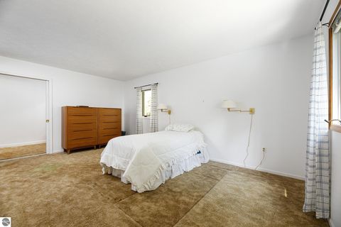 Tiny photo for 4213 E Oxford Drive, Leland, MI 49654 (MLS # 1939346)