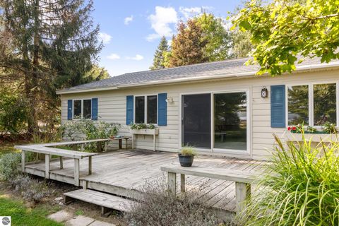 Tiny photo for 4213 E Oxford Drive, Leland, MI 49654 (MLS # 1939346)