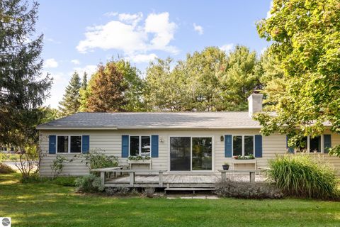 Tiny photo for 4213 E Oxford Drive, Leland, MI 49654 (MLS # 1939346)