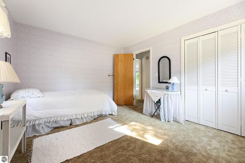 Tiny photo for 4213 E Oxford Drive, Leland, MI 49654 (MLS # 1939346)