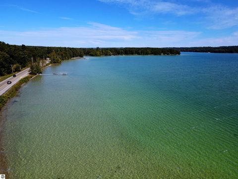 Tiny photo for 4213 E Oxford Drive, Leland, MI 49654 (MLS # 1939346)