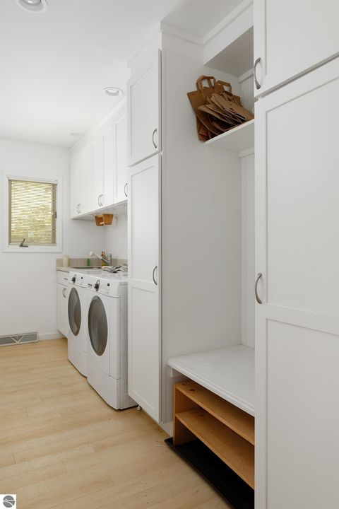 Tiny photo for 4213 E Oxford Drive, Leland, MI 49654 (MLS # 1939346)