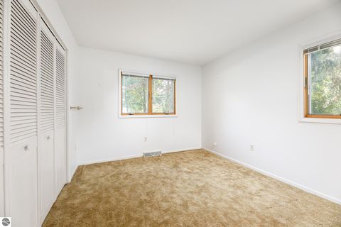 Tiny photo for 4213 E Oxford Drive, Leland, MI 49654 (MLS # 1939346)