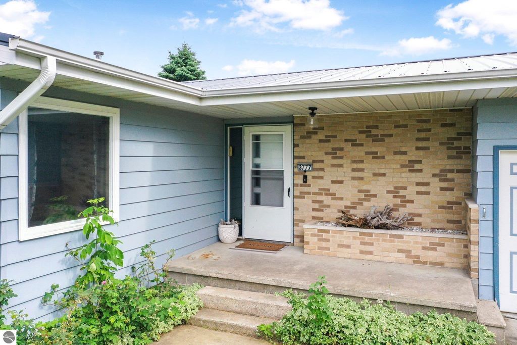 Photo of 3777 20 Mile Road, Marion, MI 49665 (MLS # 1935755)