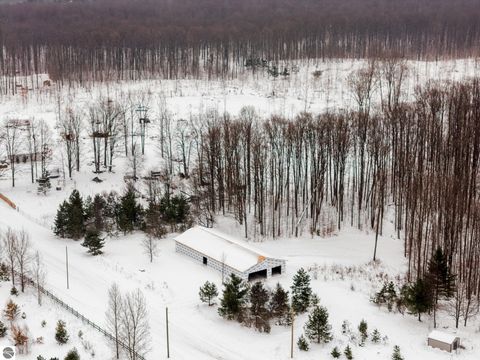 Tiny photo for 9373 Kingsley Road, Kingsley, MI 49649 (MLS # 1941328)