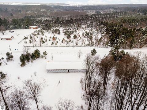 Tiny photo for 9373 Kingsley Road, Kingsley, MI 49649 (MLS # 1941328)