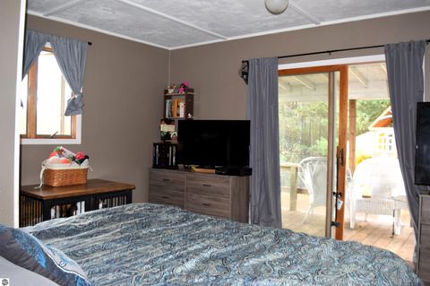 Tiny photo for 11015 75th Avenue, Mecosta, MI 49332 (MLS # 1939423)