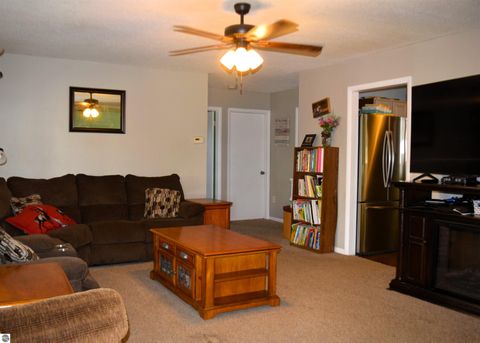 Tiny photo for 11015 75th Avenue, Mecosta, MI 49332 (MLS # 1939423)