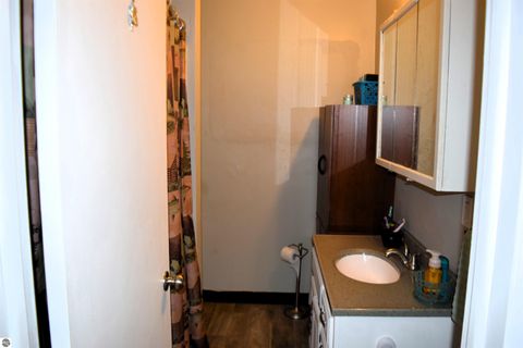 Tiny photo for 11015 75th Avenue, Mecosta, MI 49332 (MLS # 1939423)