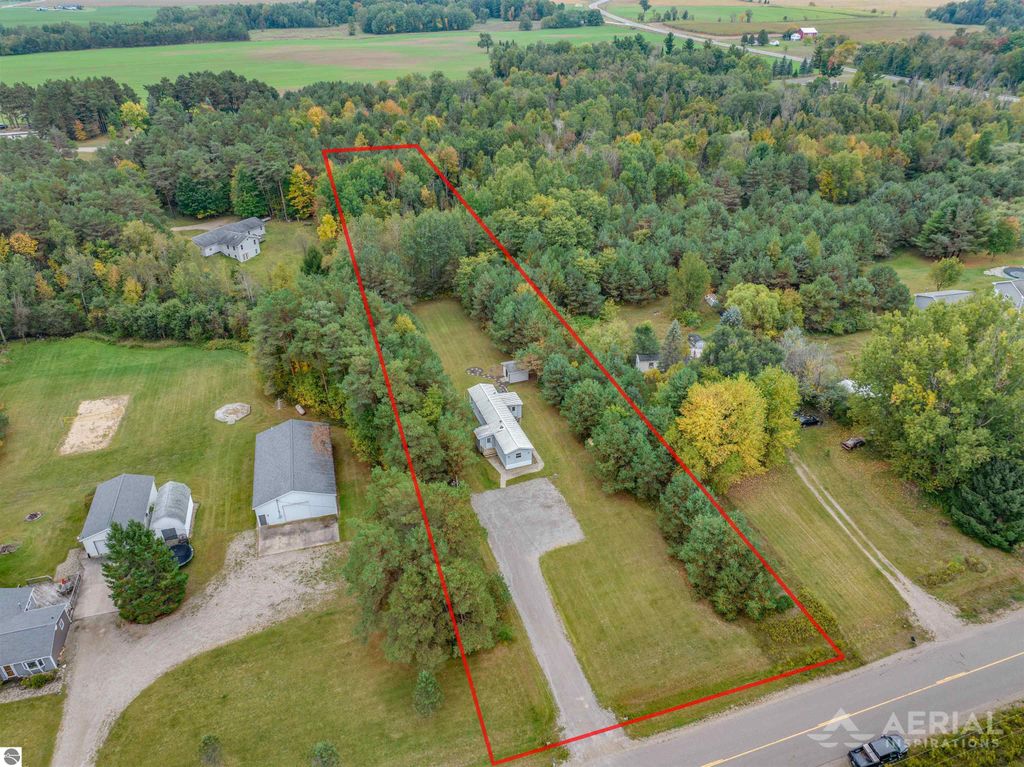 Photo of 358 E Esmond Road, Rose City, MI 48654 (MLS # 1938904)