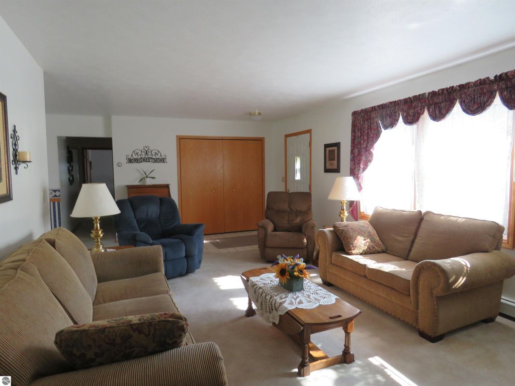 Photo of 5376 S 45 1/2 Road, Cadillac, MI 49601 (MLS # 1937388)