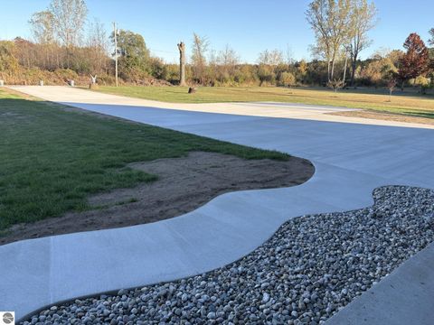 Tiny photo for 99 N Alamando Road, Shepherd, MI 48883 (MLS # 1939671)