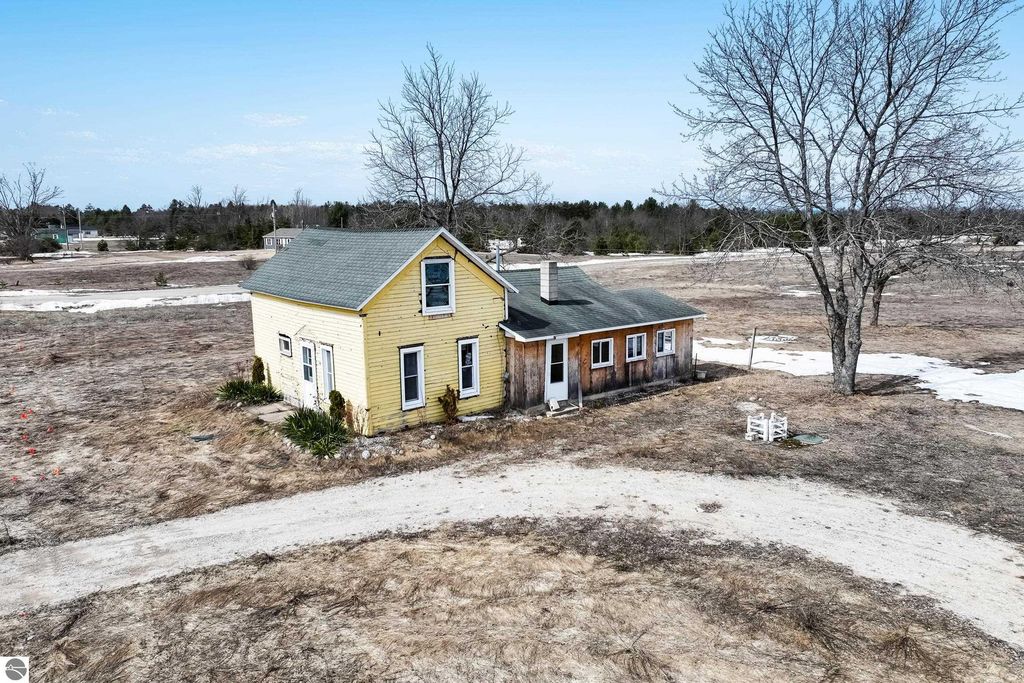 Photo of 17140 Honor Highway, Interlochen, MI 49643 (MLS # 1931498)