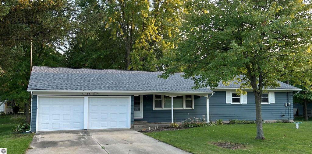 Photo of 3146 N Concourse Drive, Mt Pleasant, MI 48858 (MLS # 1938984)