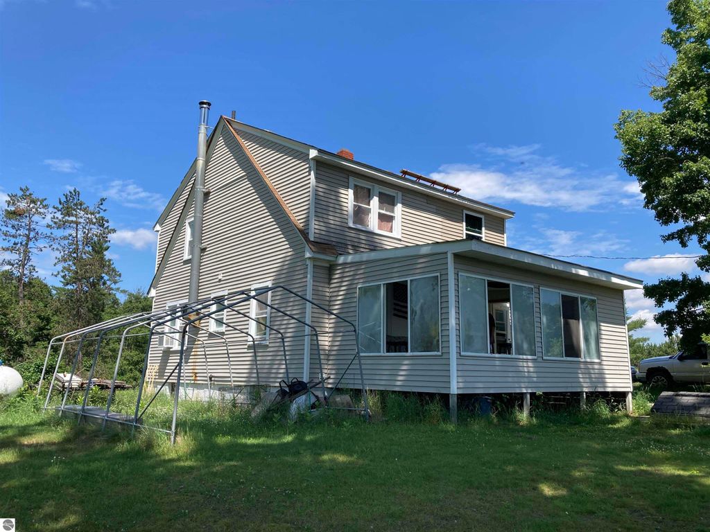 Photo of 1045 Abbott Road, Rose City, MI 48654 (MLS # 1936136)