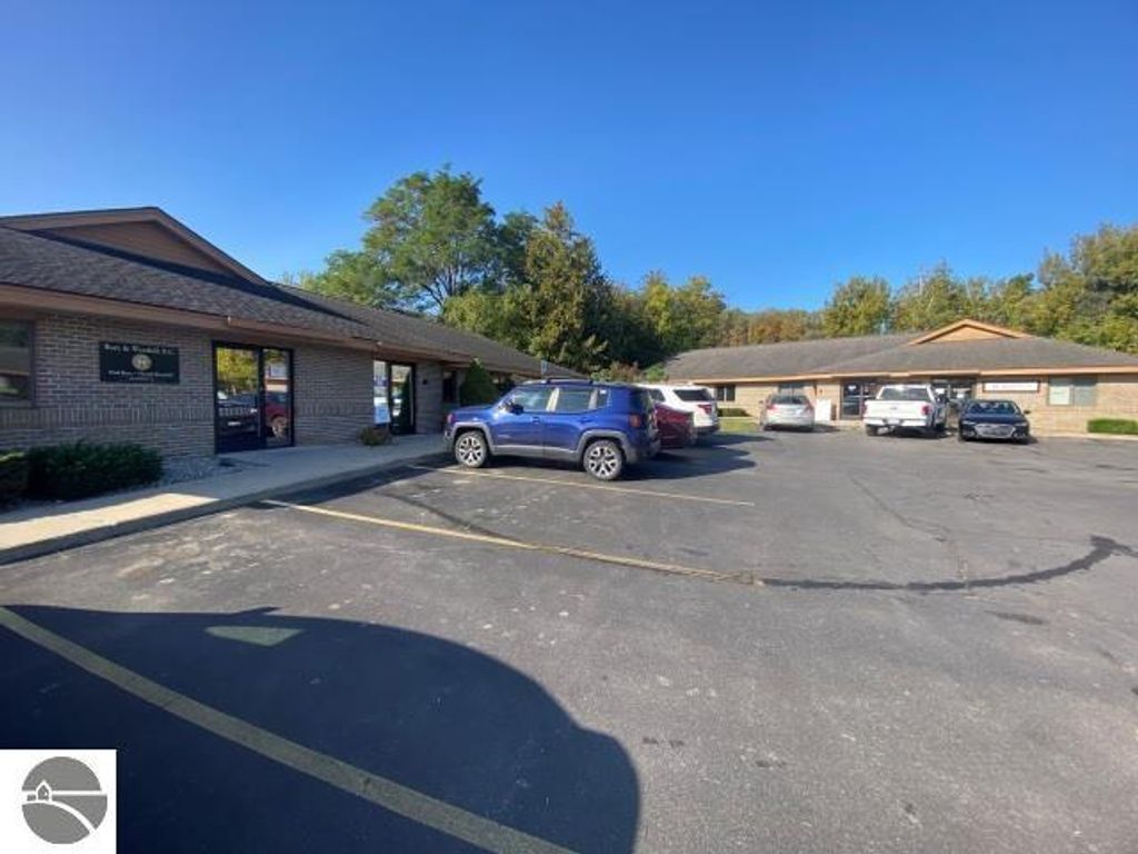 Photo of 3281 Racquet Club Drive #Suite B, Traverse City, MI 49684 (MLS # 1933735)