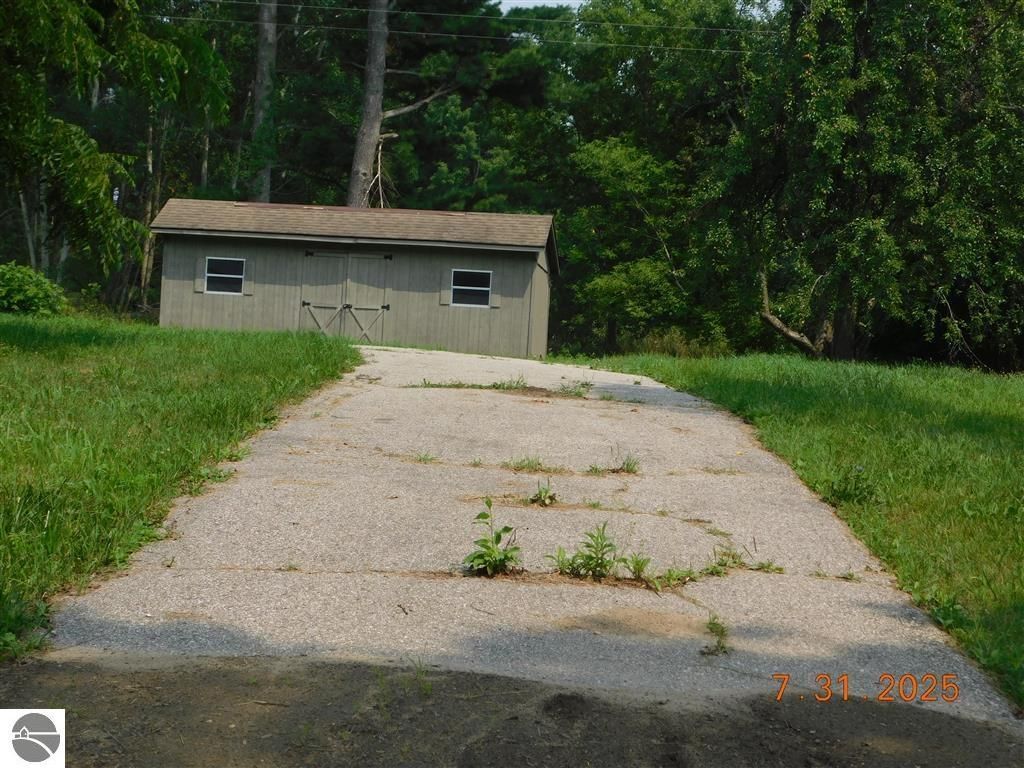Photo of 4524 E 20 Mile Road, Marion, MI 49665 (MLS # 1937327)