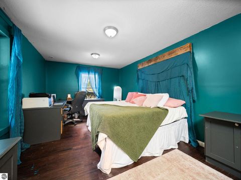 Tiny photo for 3714 N 19 Road, Mesick, MI 49668 (MLS # 1939413)