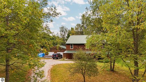 Tiny photo for 3714 N 19 Road, Mesick, MI 49668 (MLS # 1939413)